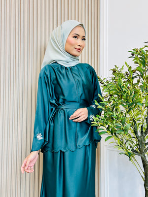 Eid25 - Amelia Tie Kurung Set