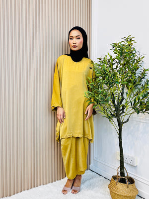 Eid25 - Puspita Kurung Sulam Set