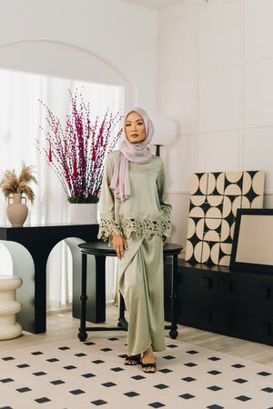 Eid25 - Rosetta Lacey Kurung Set