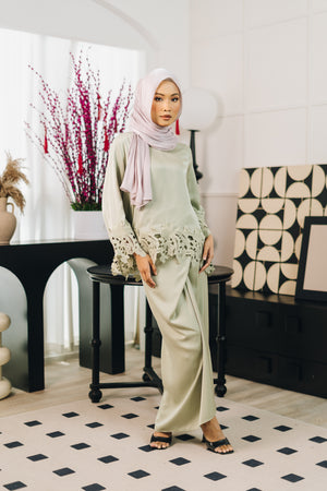 Eid25 - Rosetta Lacey Kurung Set