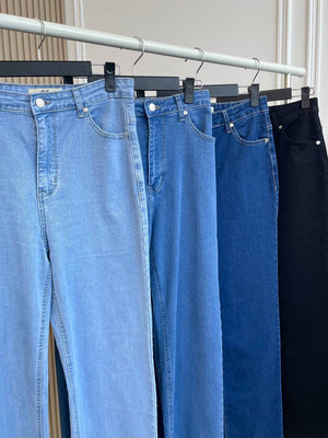 Novi Basic Jeans